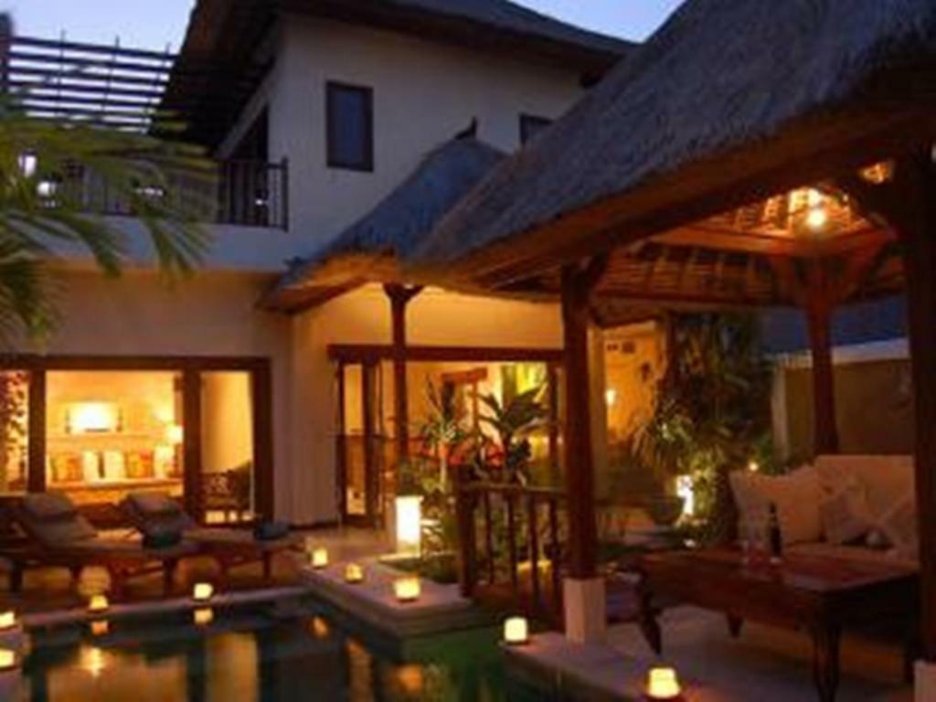 Villa Heliconia Seminyak Exterior foto